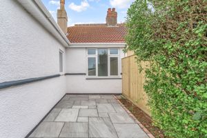 Photo 13- click for photo gallery